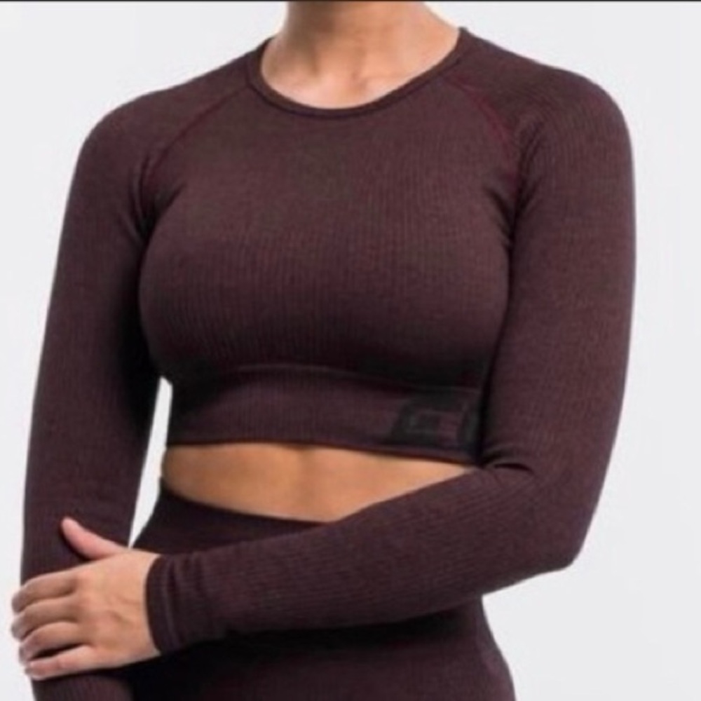Echt‎ Arise Comfort Crop Top Medium 🖤